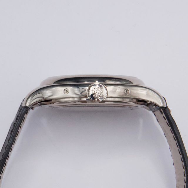 Patek Philippe Complications 5146G-010 Image 7